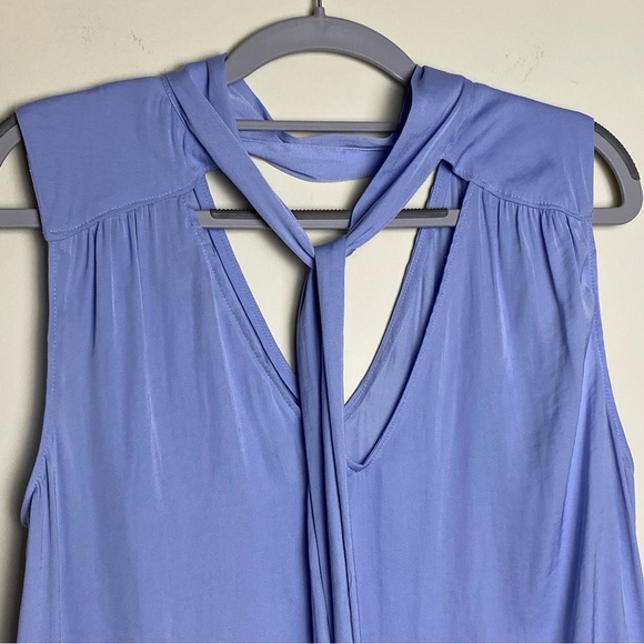 Women's Sleeveless Silky Lilac Shirt with Scarf Size M - Picture 4 of 10